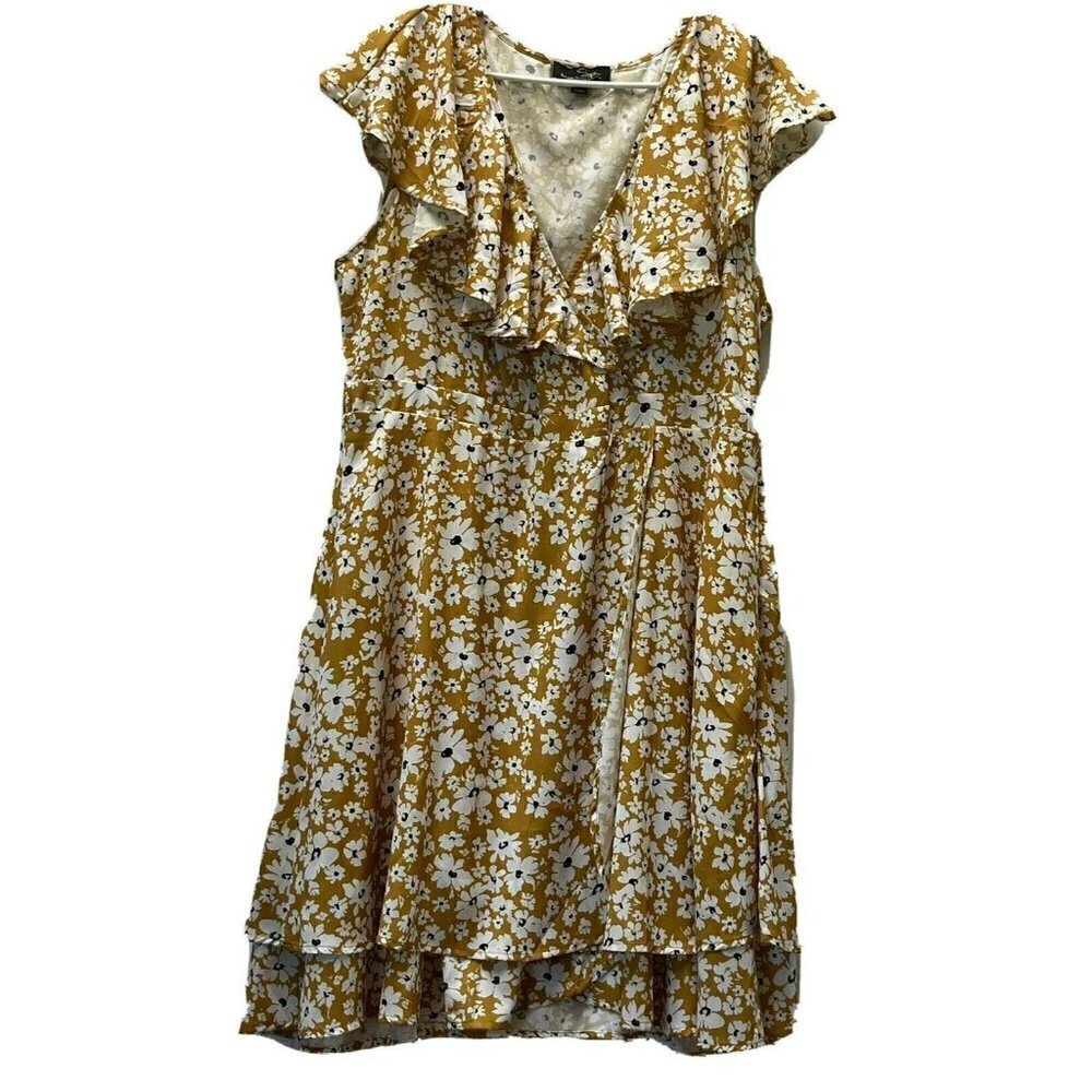 Suzanne Betro Faux Wrap Dress‎ Women's 1X Yellow Floral Print Ruffle V-Neckline